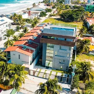 https://por-do-sol-flat.portodegalinhashotels.com